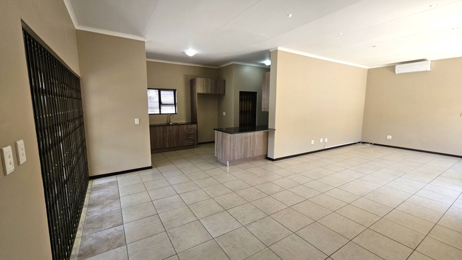 To Let 3 Bedroom Property for Rent in Melodie North West
